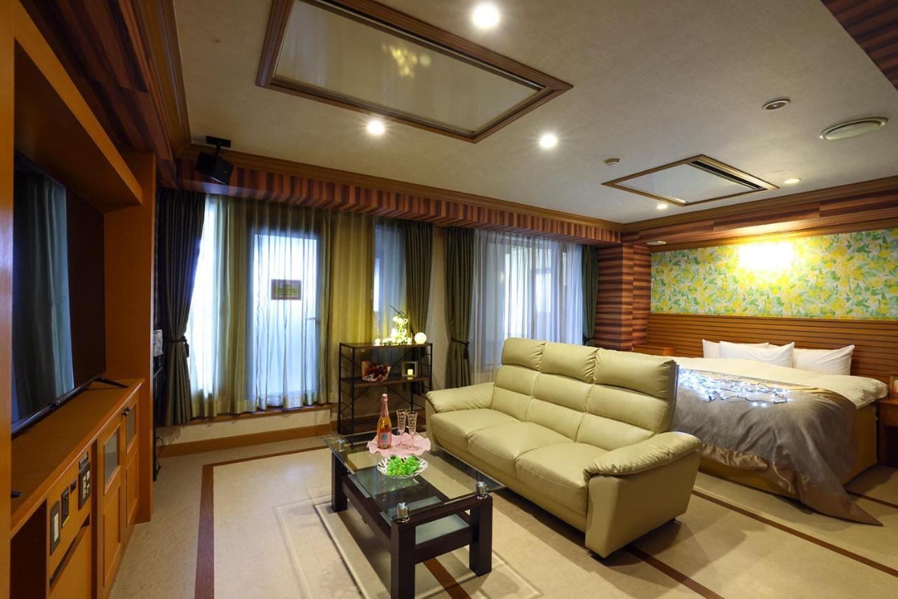 Hotel Water Gate Nagoya - Love Hotel For Couple - (Adults Only) Extérieur photo